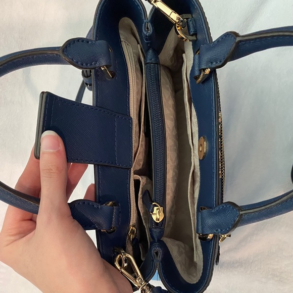 Michael Kors Blue Purse and Wallet - Picture 5 of 11